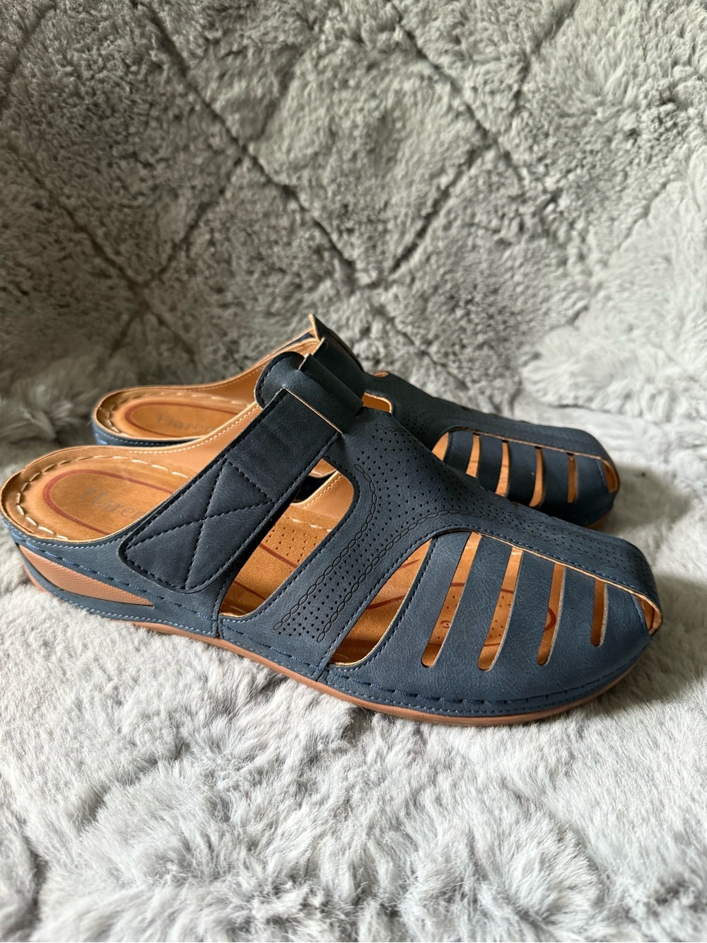 Harence Women's Navy Blue Slip-On Cutout Sandals Size 43